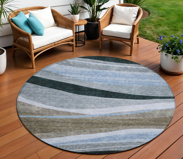 Homeroots 3' Abstract Artichoke Green And Black Area Rug - Washable, Durable, Stylish For Indoor Or Outdoor Use 8' Round Polyester 603673