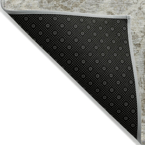 HomeRoots 5' Elegant Damask Indoor Outdoor Area Rug in Ivory, Brown & Gray - Durable, Washable, Versatile Design 8' Round 603763