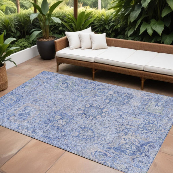 HomeRoots 5' Elegant Sky Blue Damask Area Rug – Stylish, Stain-Resistant, Machine Washable for Indoor & Outdoor Use 10' X 14' 603790