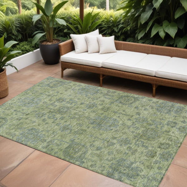 Homeroots 3' Artichoke Green And Gray Damask Washable Area Rug For Stylish Indoor And Outdoor Spaces 9' X 12' Polyester 603831