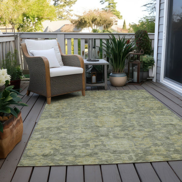 Homeroots 3' Artichoke Green And Gray Damask Washable Area Rug For Stylish Indoor And Outdoor Spaces 10' X 14' Polyester 603862