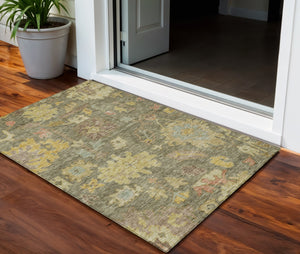 Homeroots 3' Stylish Floral Washable Area Rug For Indoor And Outdoor Use - Durable, Stain-resistant Design 3' X 5' Polyester 604102