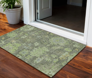 Homeroots 3' Stylish Floral Washable Area Rug For Indoor And Outdoor Use - Durable, Stain-resistant Design 3' X 5' Polyester 604120