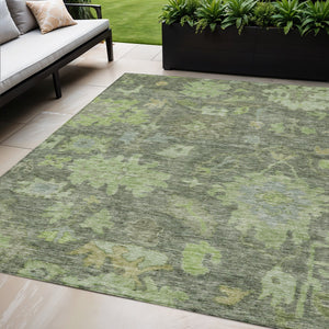 Homeroots 3' Stylish Floral Washable Area Rug For Indoor And Outdoor Use - Durable, Stain-resistant Design 5' X 8' Polyester 604121
