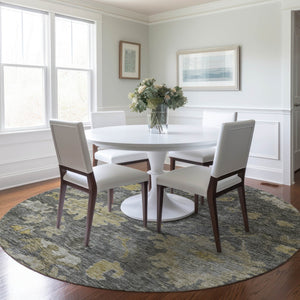 Homeroots 3' Stylish Floral Washable Area Rug For Indoor And Outdoor Use - Durable, Stain-resistant Design 8' Round Polyester 604128