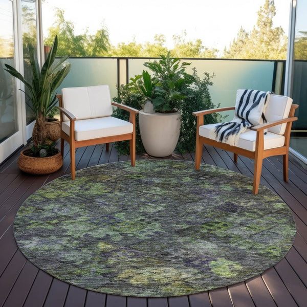 HomeRoots 5' Durable Floral Area Rug for Indoor & Outdoor Use - Easy Maintenance, Stain Resistant Design 8' Round 604146