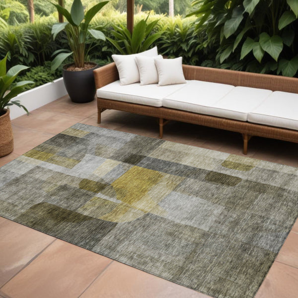 Homeroots 3' Abstract Washable Indoor Outdoor Area Rug In Brown, Green, And Blue - Durable And Stylish Decor 8' X 10' Polyester 604303