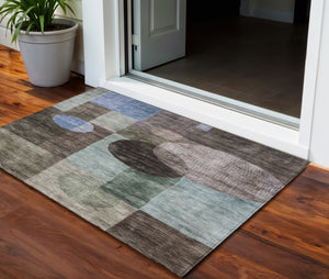 Homeroots 3' Stylish Geometric Indoor Outdoor Area Rug - Washable, Stain-resistant, Perfect For High Traffic Spaces 3' X 5' Polyester 604306