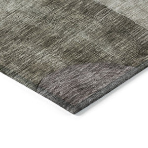 Homeroots 3' Stylish Geometric Indoor Outdoor Area Rug - Washable, Stain-resistant, Perfect For High Traffic Spaces 5' X 8' Polyester 604307