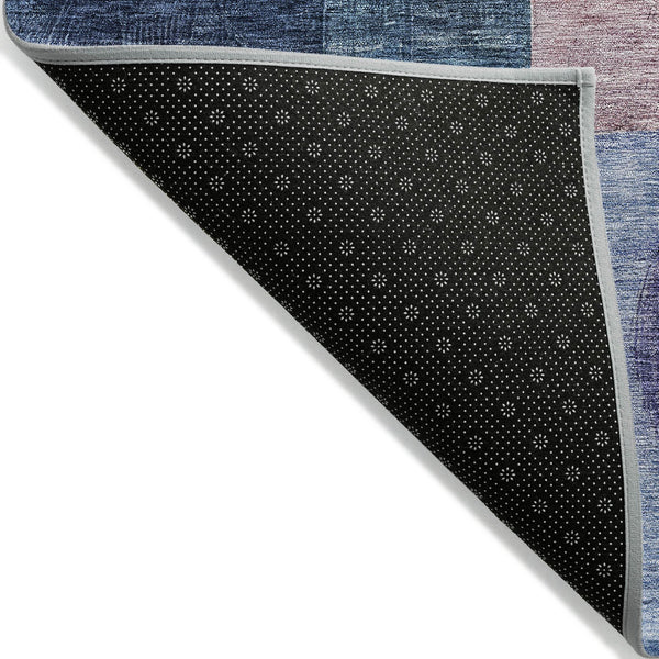 Homeroots 3' Stylish Geometric Indoor Outdoor Area Rug - Washable, Stain-resistant, Perfect For High Traffic Spaces 3' X 5' Polyester 604312