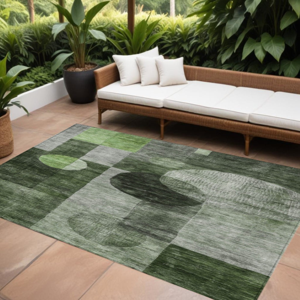 HomeRoots 9' X 12' Fern Green & Gray Geometric Rug – Durable, Washable Indoor/Outdoor Solution for Style & Comfort 604322