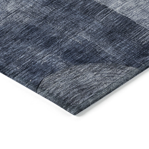 Homeroots 3' Stylish Geometric Indoor Outdoor Area Rug - Washable, Stain-resistant, Perfect For High Traffic Spaces 8' Round Polyester 604332