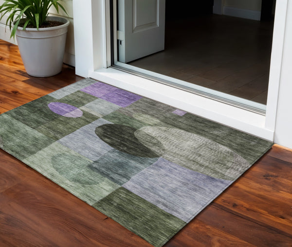 Homeroots 3' Stylish Geometric Indoor Outdoor Area Rug - Washable, Stain-resistant, Perfect For High Traffic Spaces 3' X 5' Polyester 604336