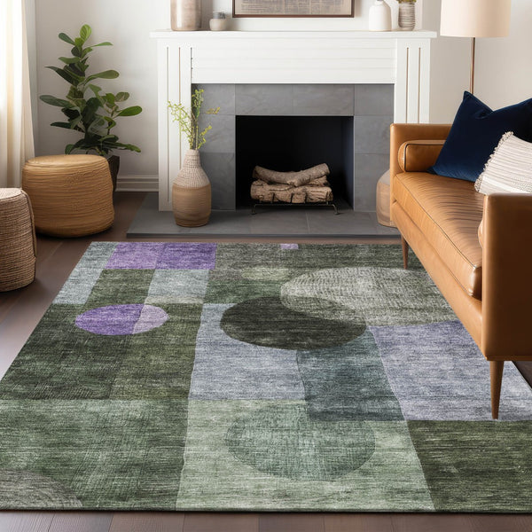 Homeroots 3' Stylish Geometric Indoor Outdoor Area Rug - Washable, Stain-resistant, Perfect For High Traffic Spaces 5' X 8' Polyester 604337