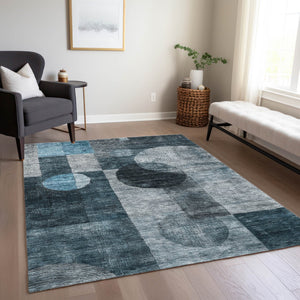 Homeroots 3' Stylish Geometric Indoor Outdoor Area Rug - Washable, Stain-resistant, Perfect For High Traffic Spaces 3' X 5' Polyester 604342