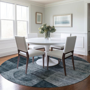 Homeroots 3' Stylish Geometric Indoor Outdoor Area Rug - Washable, Stain-resistant, Perfect For High Traffic Spaces 8' Round Polyester 604344