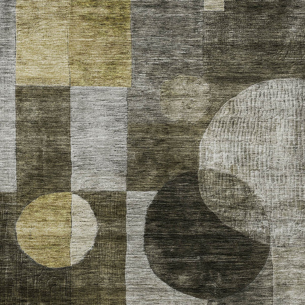 Homeroots 3' Stylish Geometric Indoor Outdoor Area Rug - Washable, Stain-resistant, Perfect For High Traffic Spaces 5' X 8' Polyester 604349