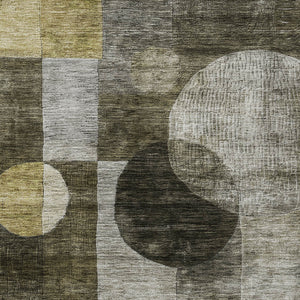 Homeroots 3' Stylish Geometric Indoor Outdoor Area Rug - Washable, Stain-resistant, Perfect For High Traffic Spaces 8' X 10' Polyester 604351