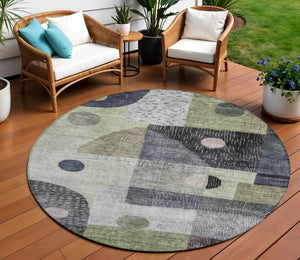 Homeroots 3' Artichoke Green Gray Charcoal Geometric Washable Area Rug For Indoor And Outdoor Spaces 8' Round Polyester 604392