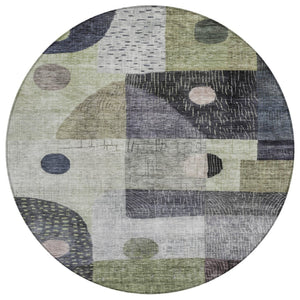 HomeRoots 5' Artichoke Green Gray Charcoal Geometric Area Rug - Washable, Durable, Indoor Outdoor Style for Any Space 8' Round 604392