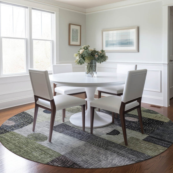 Homeroots 3' Artichoke Green Gray Charcoal Geometric Washable Area Rug For Indoor And Outdoor Spaces 8' Round Polyester 604392