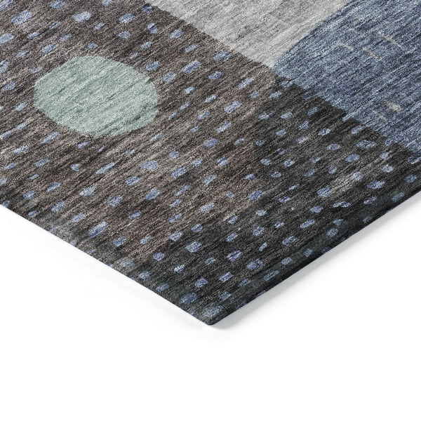 Homeroots 3' Artichoke Green Gray Charcoal Geometric Washable Area Rug For Indoor And Outdoor Spaces 3' X 5' Polyester 604402
