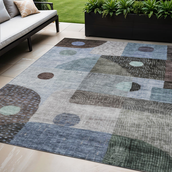 Homeroots 3' Artichoke Green Gray Charcoal Geometric Washable Area Rug For Indoor And Outdoor Spaces 5' X 8' Polyester 604403