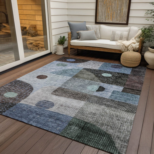 Homeroots 3' Artichoke Green Gray Charcoal Geometric Washable Area Rug For Indoor And Outdoor Spaces 5' X 8' Polyester 604403