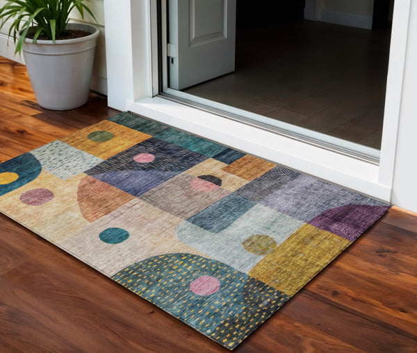 Homeroots 3' Artichoke Green Gray Charcoal Geometric Washable Area Rug For Indoor And Outdoor Spaces 3' X 5' Polyester 604408