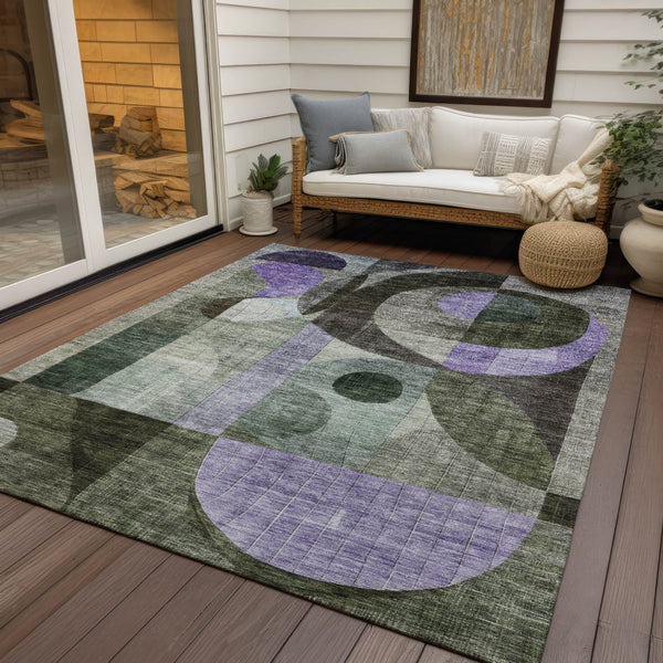 Homeroots 3' Artichoke Green Gray Charcoal Geometric Washable Area Rug For Indoor And Outdoor Spaces 10' X 14' Polyester 604419