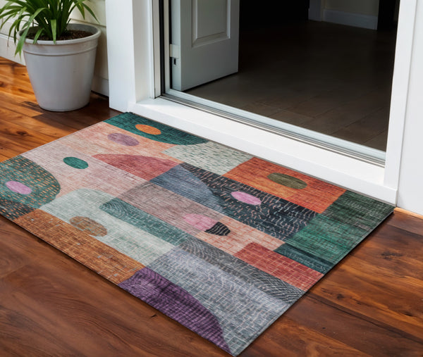 Homeroots 3' Artichoke Green Gray Charcoal Geometric Washable Area Rug For Indoor And Outdoor Spaces 3' X 5' Polyester 604420