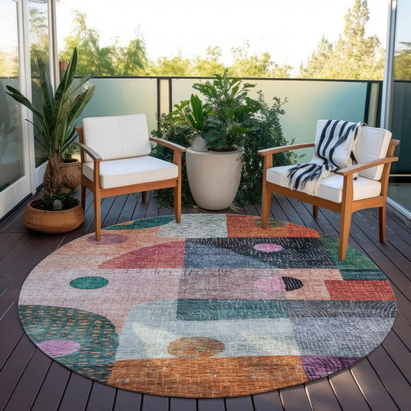 Homeroots 3' Artichoke Green Gray Charcoal Geometric Washable Area Rug For Indoor And Outdoor Spaces 8' Round Polyester 604422