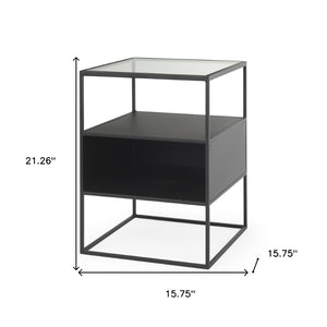 HomeRoots 21" Modern Clear Glass & Black Metal End Table with 2 Shelves – Stylish, Space-Saving Design! 604465