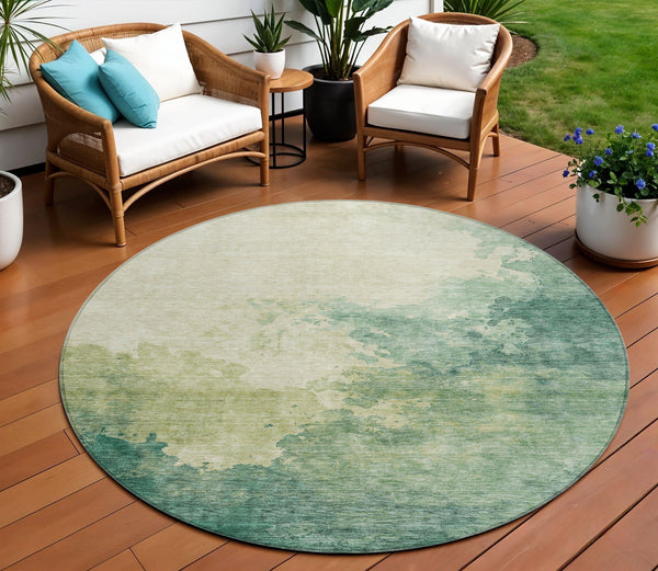 Homeroots 3' Green And Ivory Abstract Washable Area Rug For Indoor And Outdoor Spaces - Durable, Stylish Design 8' Round Polyester 604793