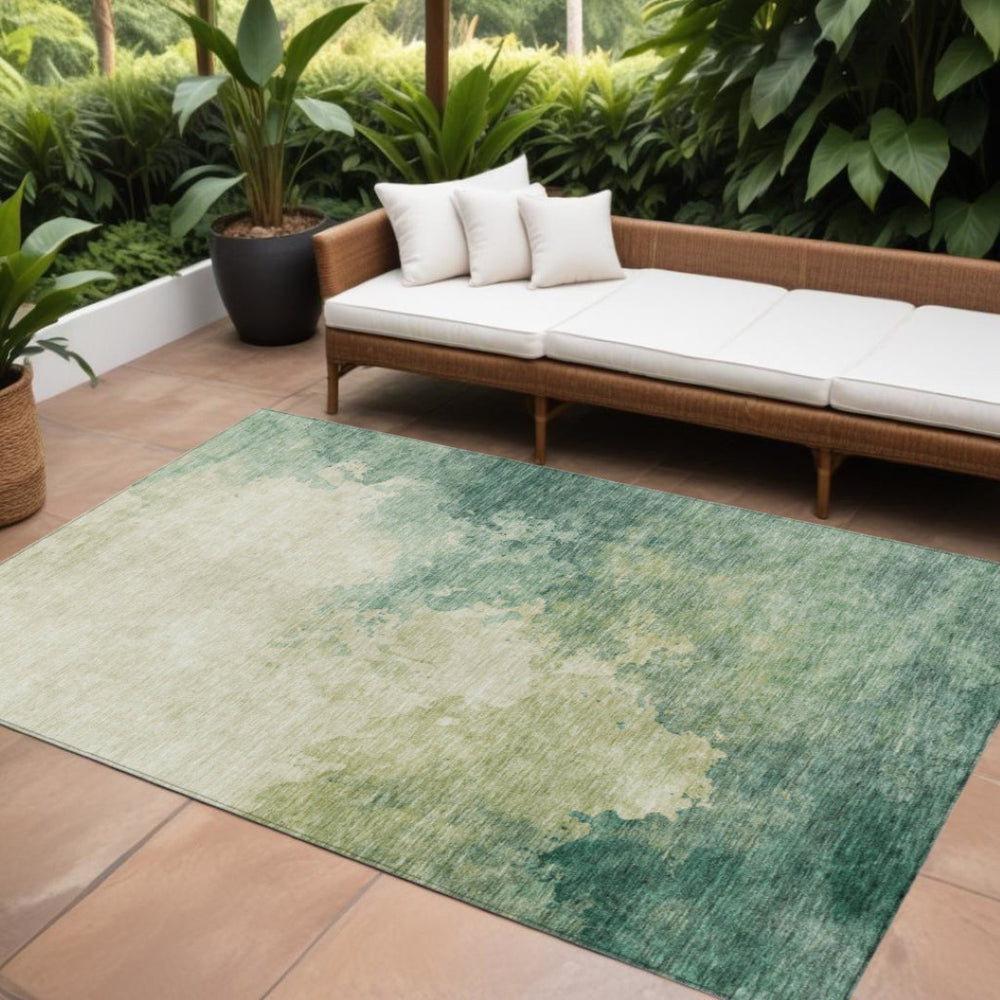 HomeRoots 9' Abstract Green & Ivory Washable Area Rug - Versatile Indoor/Outdoor Design for Modern Spaces 604795
