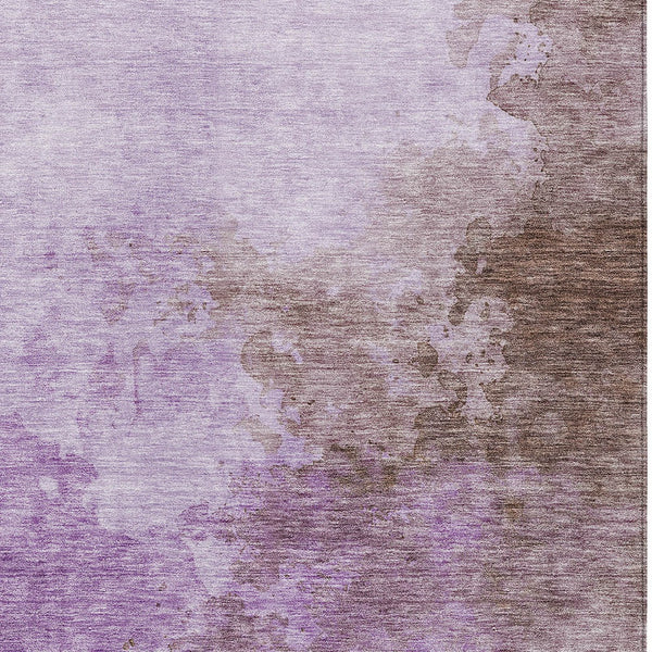 Homeroots 3' Green And Ivory Abstract Washable Area Rug For Indoor And Outdoor Spaces - Durable, Stylish Design 10' X 14' Polyester 604802