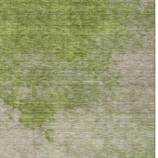 Homeroots 3' Green And Ivory Abstract Washable Area Rug For Indoor And Outdoor Spaces - Durable, Stylish Design 5' X 8' Polyester 604804