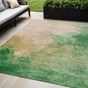 Homeroots 3' Green And Ivory Abstract Washable Area Rug For Indoor And Outdoor Spaces - Durable, Stylish Design 5' X 8' Polyester 604810
