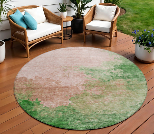 Homeroots 3' Green And Ivory Abstract Washable Area Rug For Indoor And Outdoor Spaces - Durable, Stylish Design 8' Round Polyester 604817