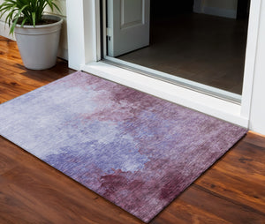 Homeroots 3' Green And Ivory Abstract Washable Area Rug For Indoor And Outdoor Spaces - Durable, Stylish Design 3' X 5' Polyester 604827