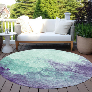 Homeroots 3' Green And Ivory Abstract Washable Area Rug For Indoor And Outdoor Spaces - Durable, Stylish Design 8' Round Polyester 604835
