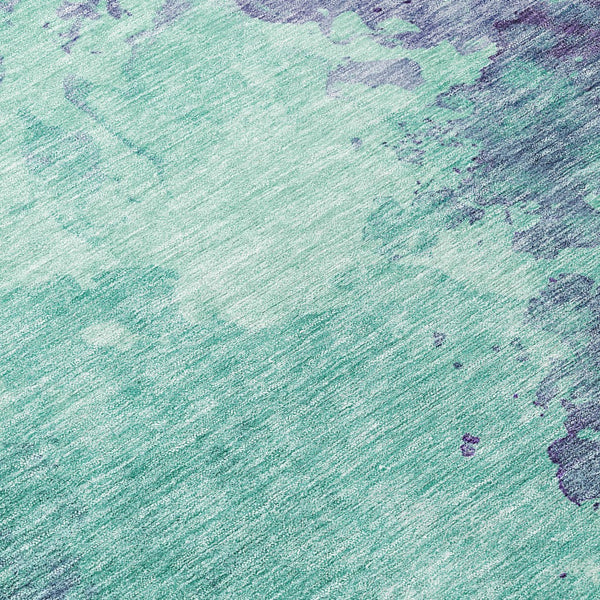 Homeroots 3' Green And Ivory Abstract Washable Area Rug For Indoor And Outdoor Spaces - Durable, Stylish Design 8' Round Polyester 604835