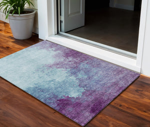 Homeroots 3' Green And Ivory Abstract Washable Area Rug For Indoor And Outdoor Spaces - Durable, Stylish Design 3' X 5' Polyester 604839