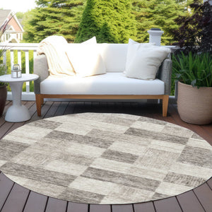 Homeroots 3' Beige And Gray Geometric Washable Area Rug - Perfect For Indoor And Outdoor Spaces, Stylish & Durable 8' Round Polyester 604847