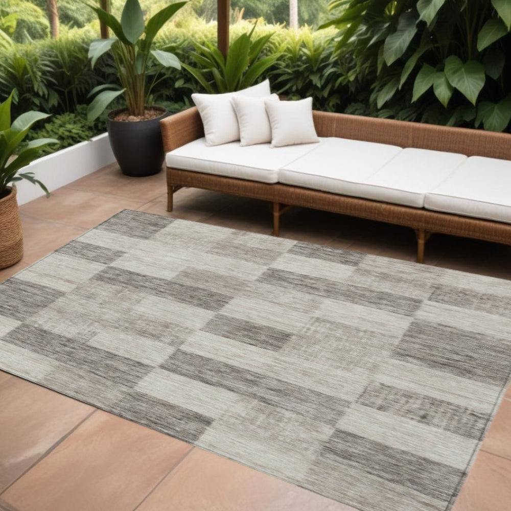 HomeRoots 9' X 12' Beige and Gray Geometric Area Rug - Stylish, Washable, Indoor/Outdoor Durable Design! 604849