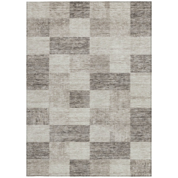 Homeroots 3' Beige And Gray Geometric Washable Area Rug - Perfect For Indoor And Outdoor Spaces, Stylish & Durable 10' X 14' Polyester 604850