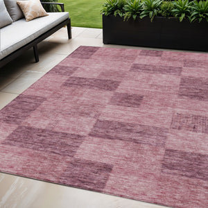 Homeroots 3' Beige And Gray Geometric Washable Area Rug - Perfect For Indoor And Outdoor Spaces, Stylish & Durable 5' X 8' Polyester 604858