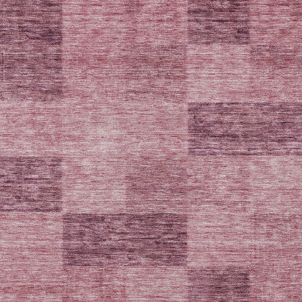 Homeroots 3' Beige And Gray Geometric Washable Area Rug - Perfect For Indoor And Outdoor Spaces, Stylish & Durable 5' X 8' Polyester 604858