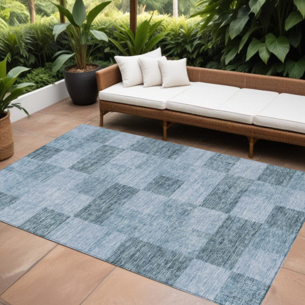 Homeroots 3' Beige And Gray Geometric Washable Area Rug - Perfect For Indoor And Outdoor Spaces, Stylish & Durable 10' X 14' Polyester 604868
