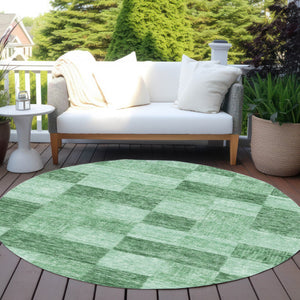 Homeroots 3' Beige And Gray Geometric Washable Area Rug - Perfect For Indoor And Outdoor Spaces, Stylish & Durable 8' Round Polyester 604871